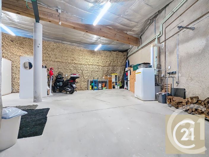 Image No.18-3 Bed House for sale
