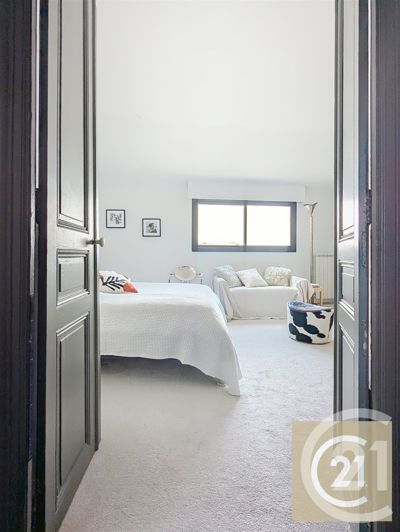 Image No.29-3 Bed House for sale