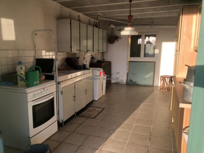 Image No.22-6 Bed House for sale