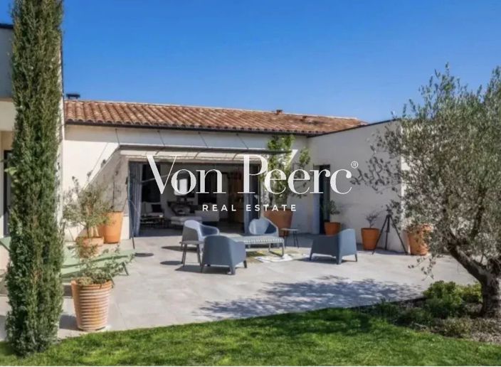 Image No.11-3 Bed House for sale