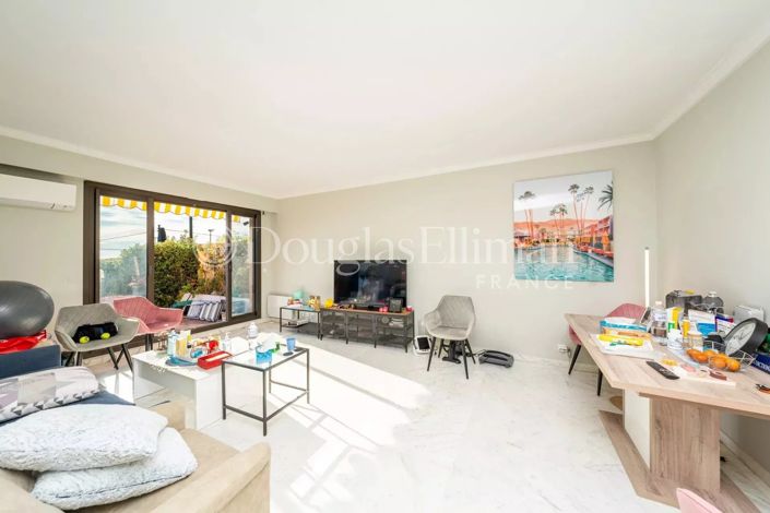 Image No.4-Apartment for sale