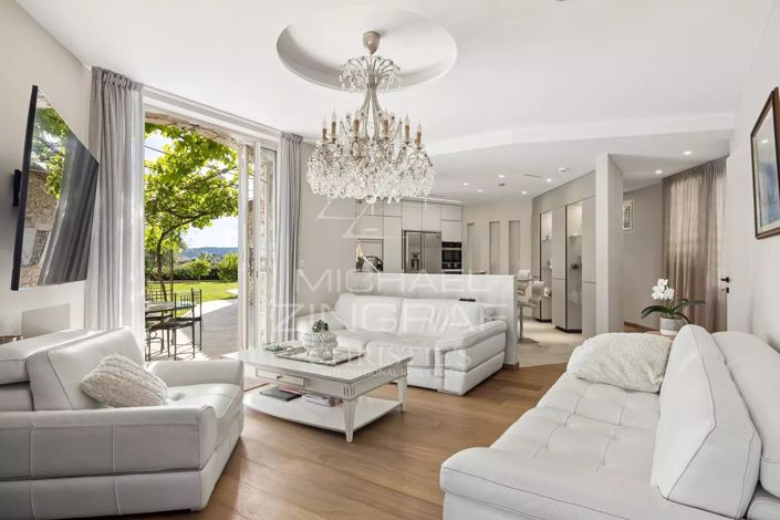 Image No.5-4 Bed House for sale