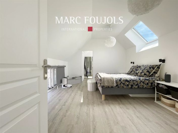 Image No.10-5 Bed House for sale