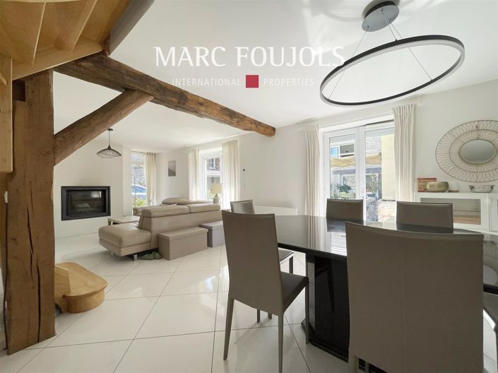 Image No.6-5 Bed House for sale