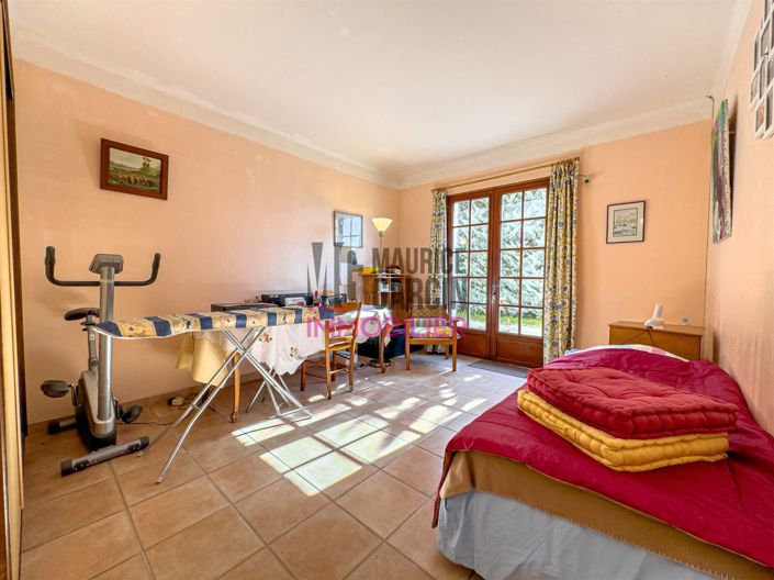 Image No.12-4 Bed House for sale