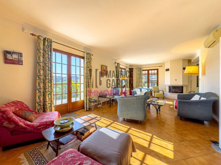 Image No.4-4 Bed House for sale