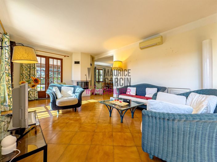 Image No.5-4 Bed House for sale