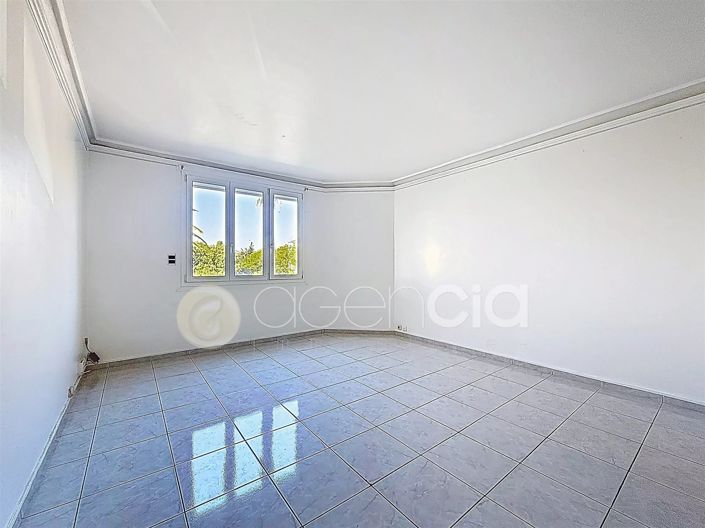 Image No.2-1 Bed Apartment for sale