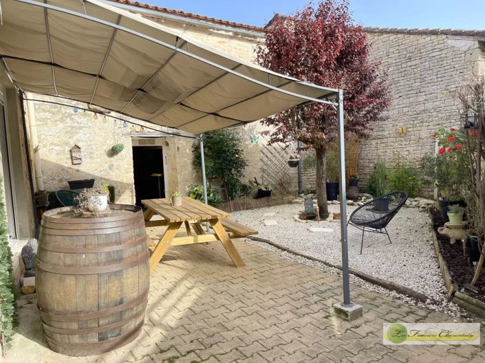 Image No.2-4 Bed House for sale
