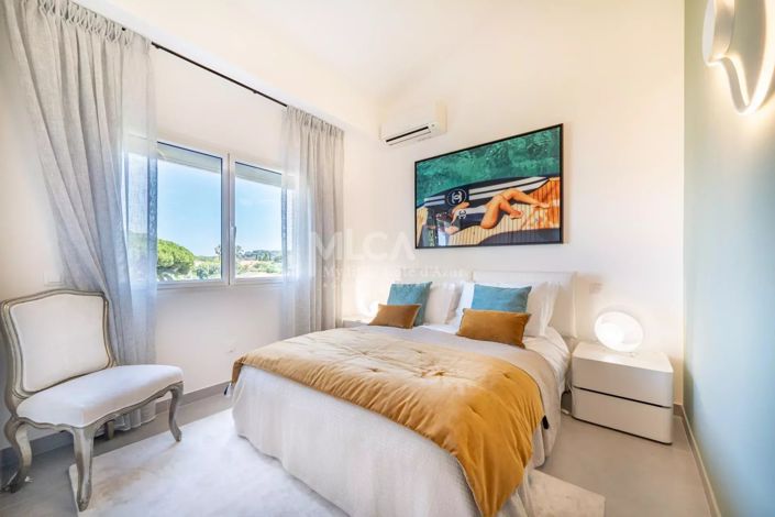 Image No.8-3 Bed Apartment for sale