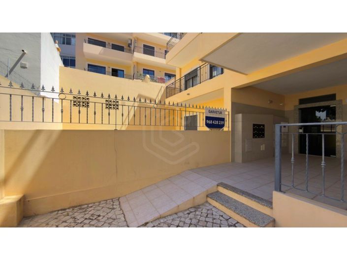 Image No.25-2 Bed Apartment for sale