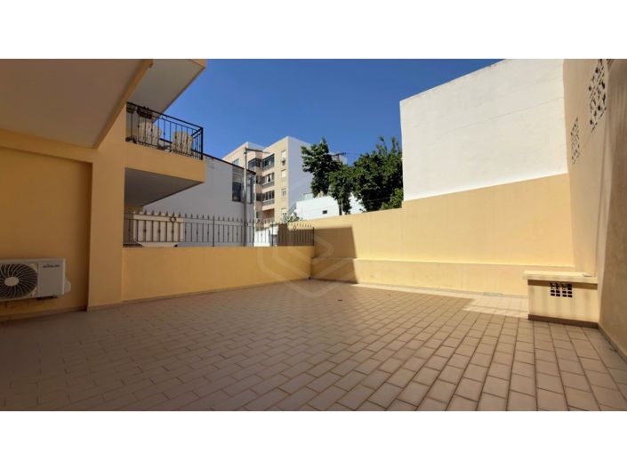 Image No.30-2 Bed Apartment for sale