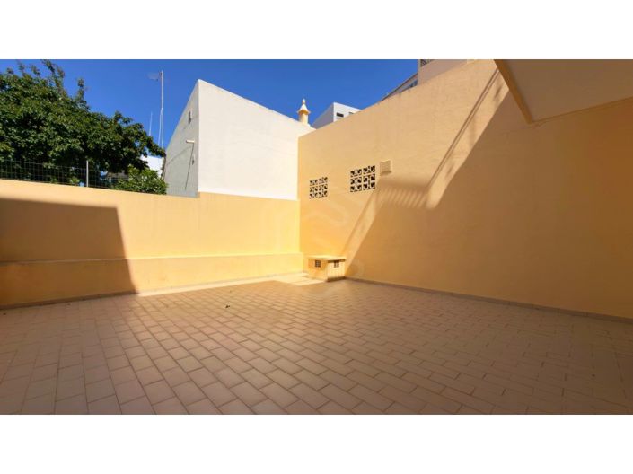 Image No.31-2 Bed Apartment for sale