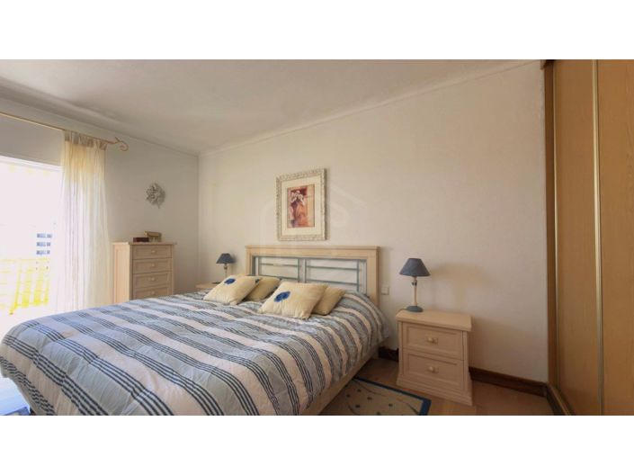 Image No.20-2 Bed Apartment for sale