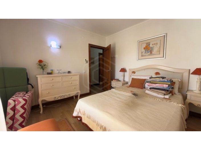 Image No.22-2 Bed Apartment for sale