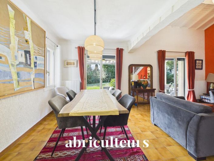 Image No.7-4 Bed House for sale
