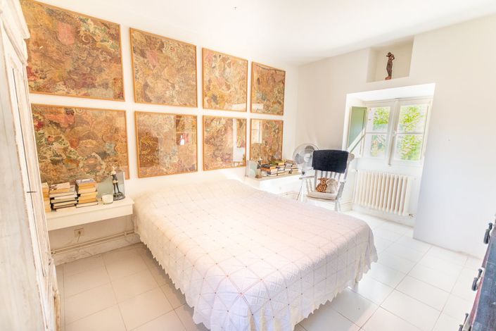 Image No.24-10 Bed House for sale