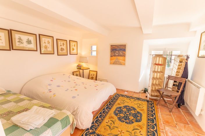 Image No.35-10 Bed House for sale