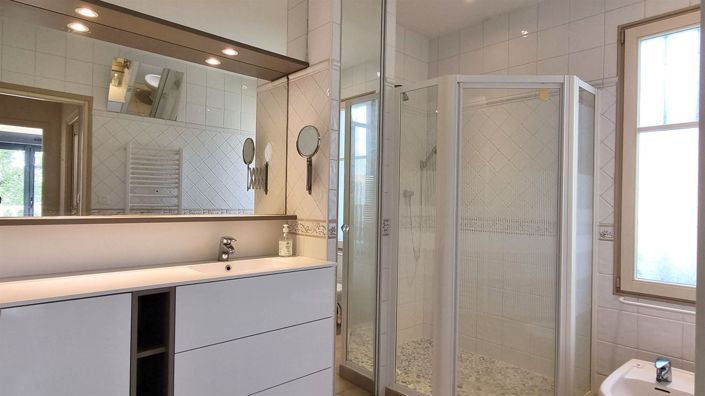Image No.31-3 Bed House for sale