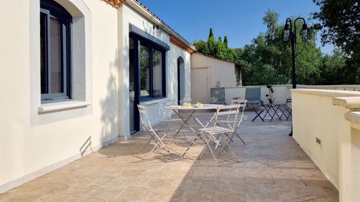 Image No.8-3 Bed House for sale