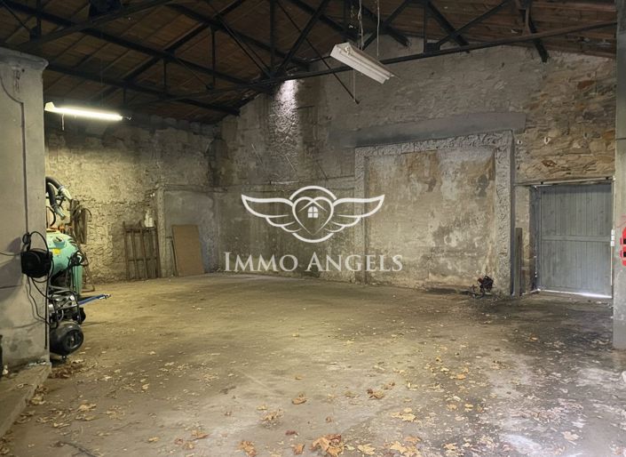 Image No.7-5 Bed House for sale
