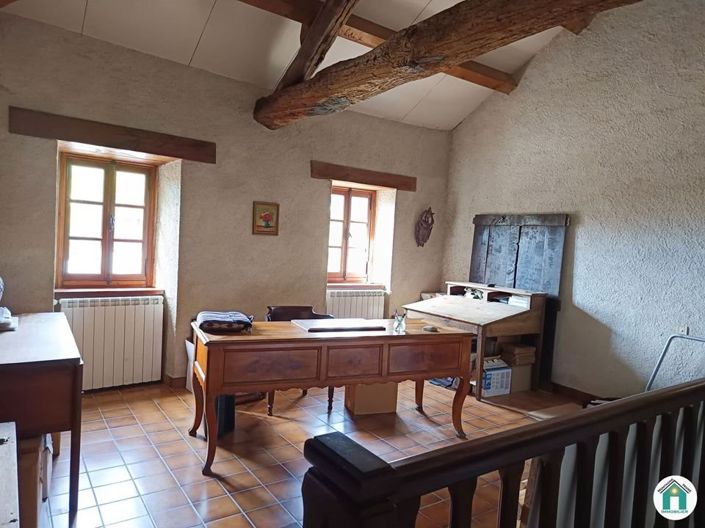 Image No.17-5 Bed House for sale