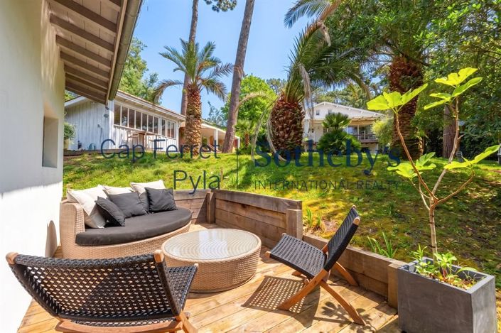 Image No.19-7 Bed House for sale