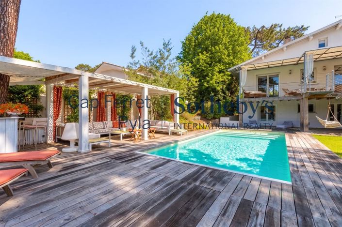 Image No.6-7 Bed House for sale