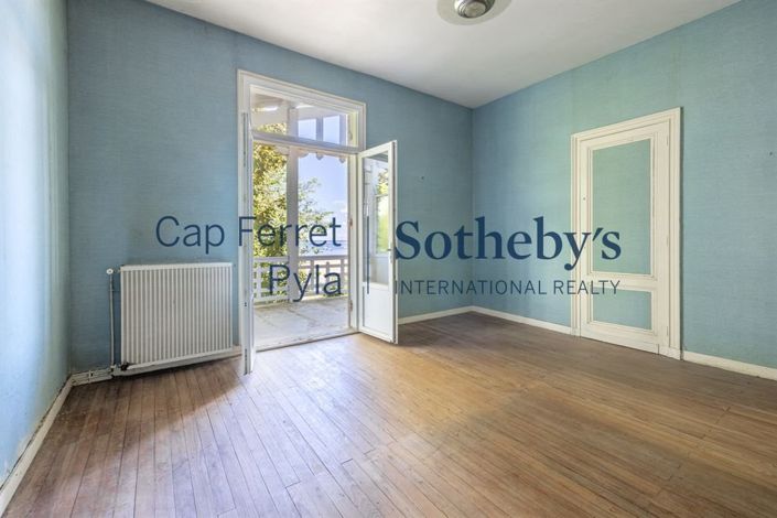 Image No.14-7 Bed House for sale