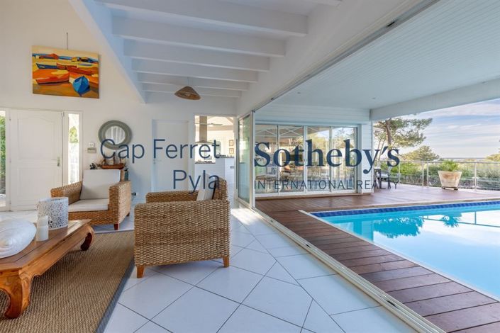 Image No.7-7 Bed House for sale