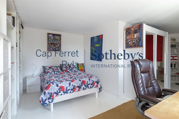 Image No.12-4 Bed House for sale