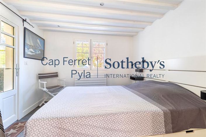 Image No.17-4 Bed House for sale