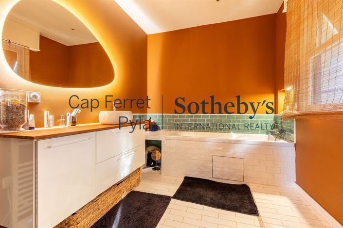 Image No.19-4 Bed House for sale