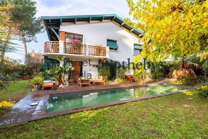 Image No.3-4 Bed House for sale