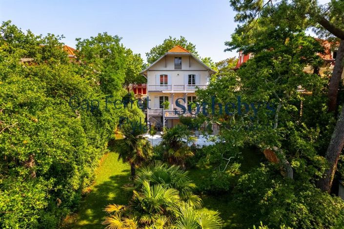 Image No.2-6 Bed House for sale