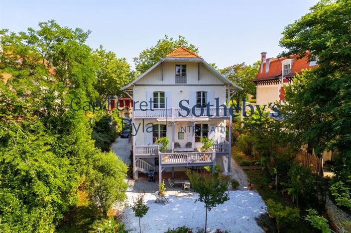 Image No.3-6 Bed House for sale