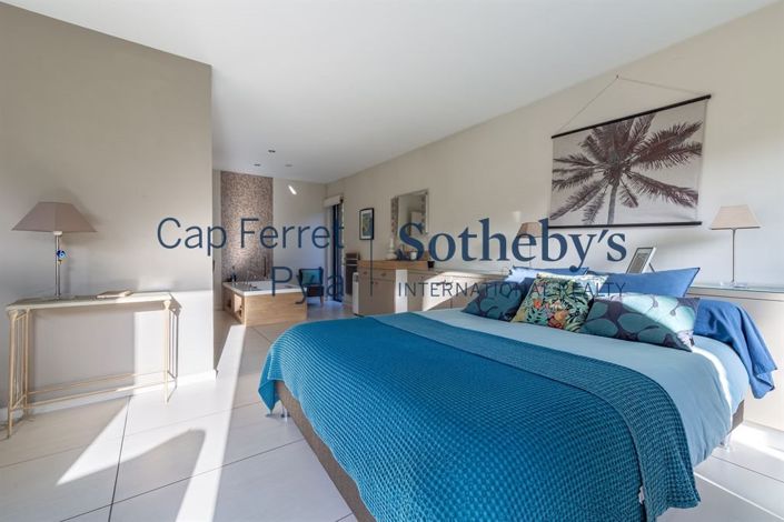 Image No.14-5 Bed House for sale