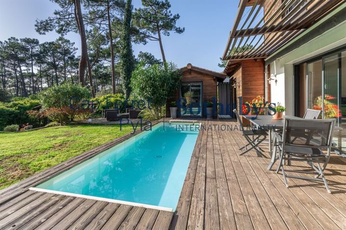 Image No.2-5 Bed House for sale
