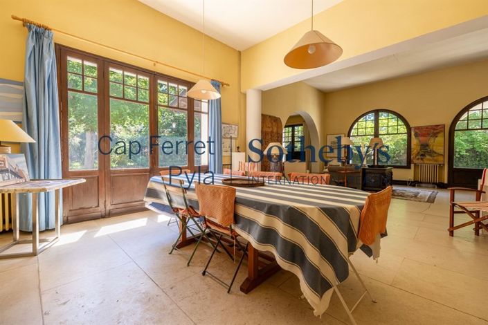 Image No.13-5 Bed House for sale