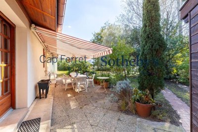 1 - Biscarrosse, House