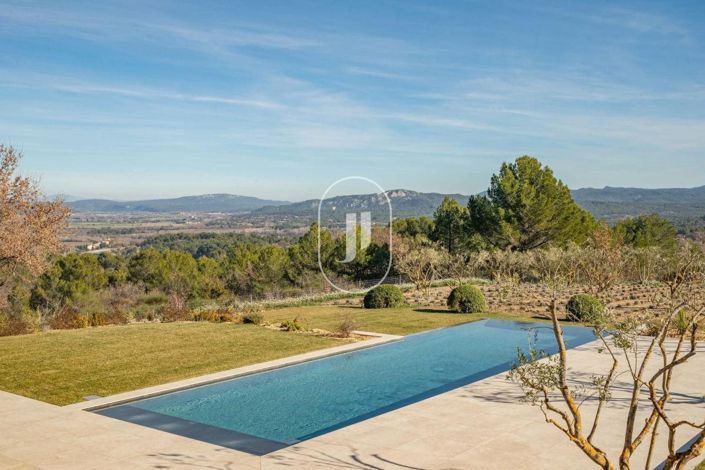 Image No.2-6 Bed House for sale