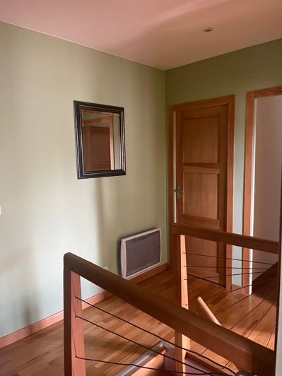 Image No.11-3 Bed House for sale