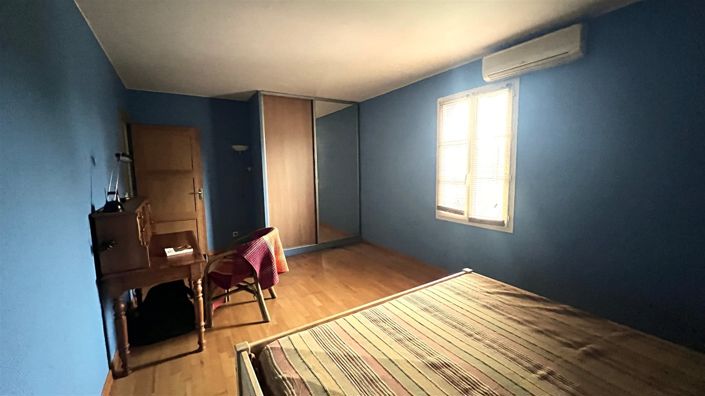 Image No.16-3 Bed House for sale