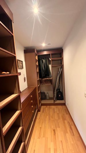 Image No.20-3 Bed House for sale