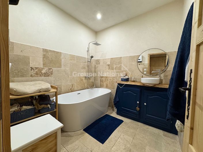 Image No.5-2 Bed House for sale