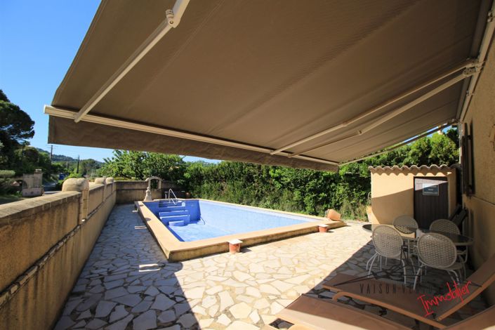 Image No.4-10 Bed House for sale