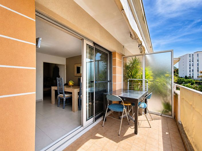 Image No.9-3 Bed Apartment for sale