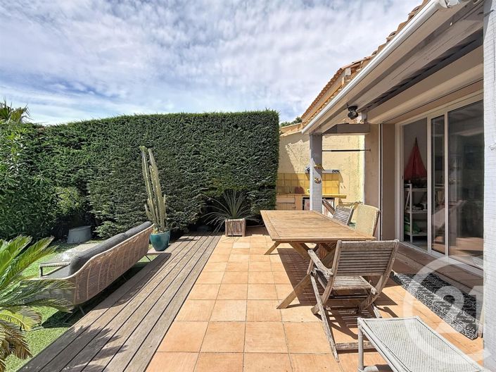 Image No.3-2 Bed House for sale
