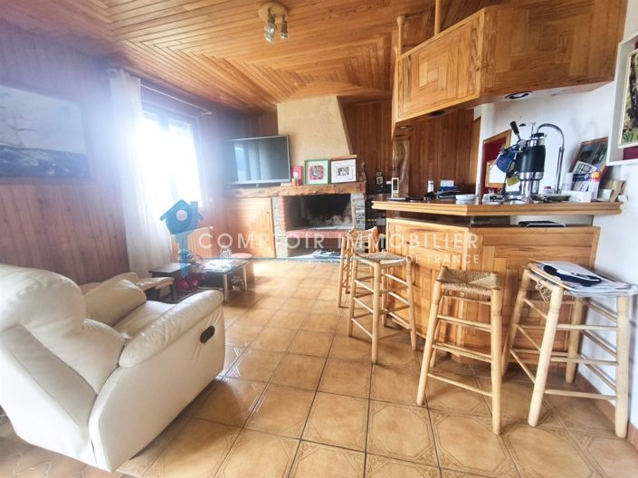 Image No.3-6 Bed House for sale