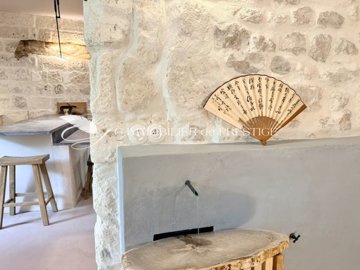 a5kae1b8vc3b75j15